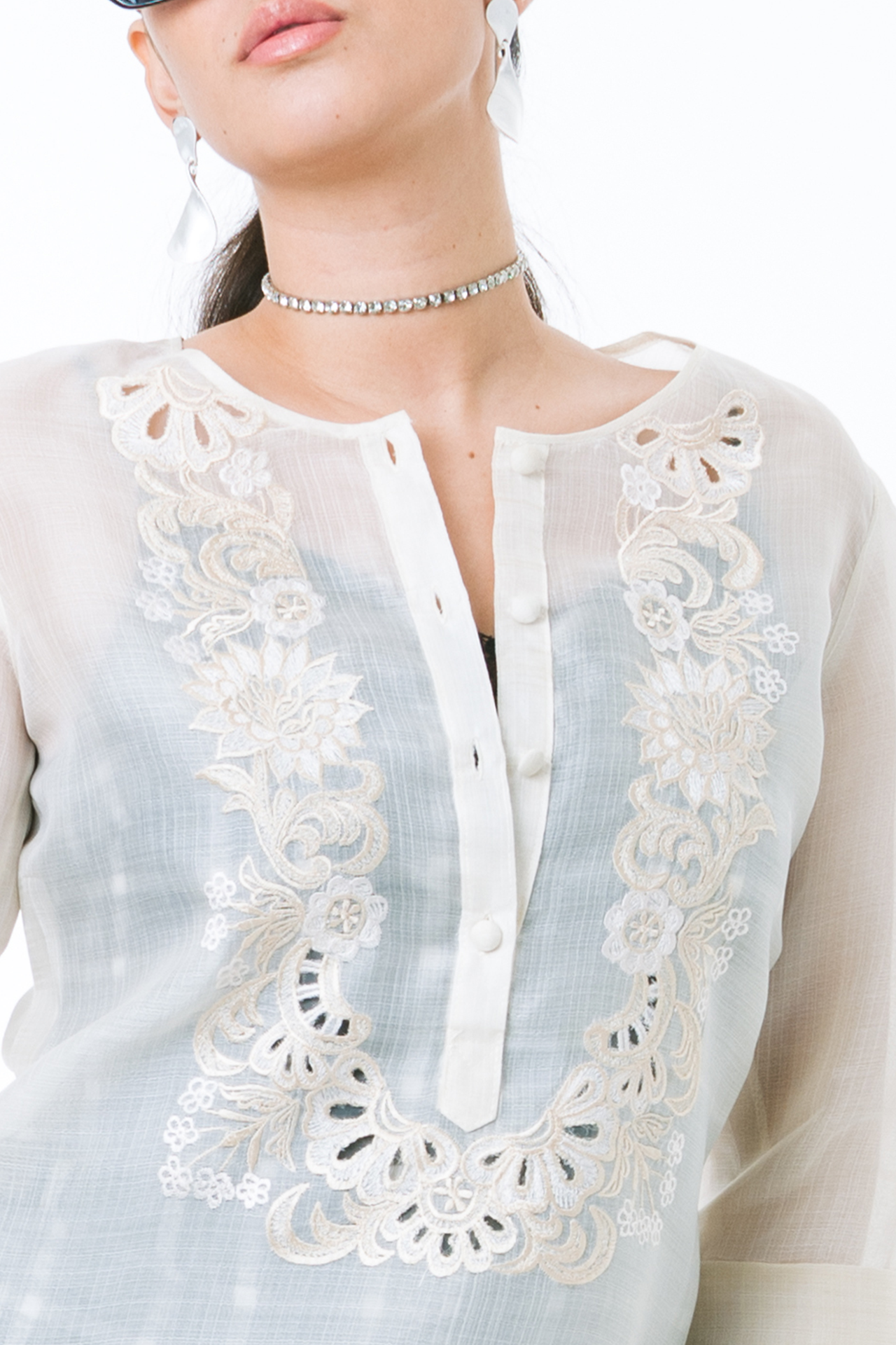 Elvira Lady Barong