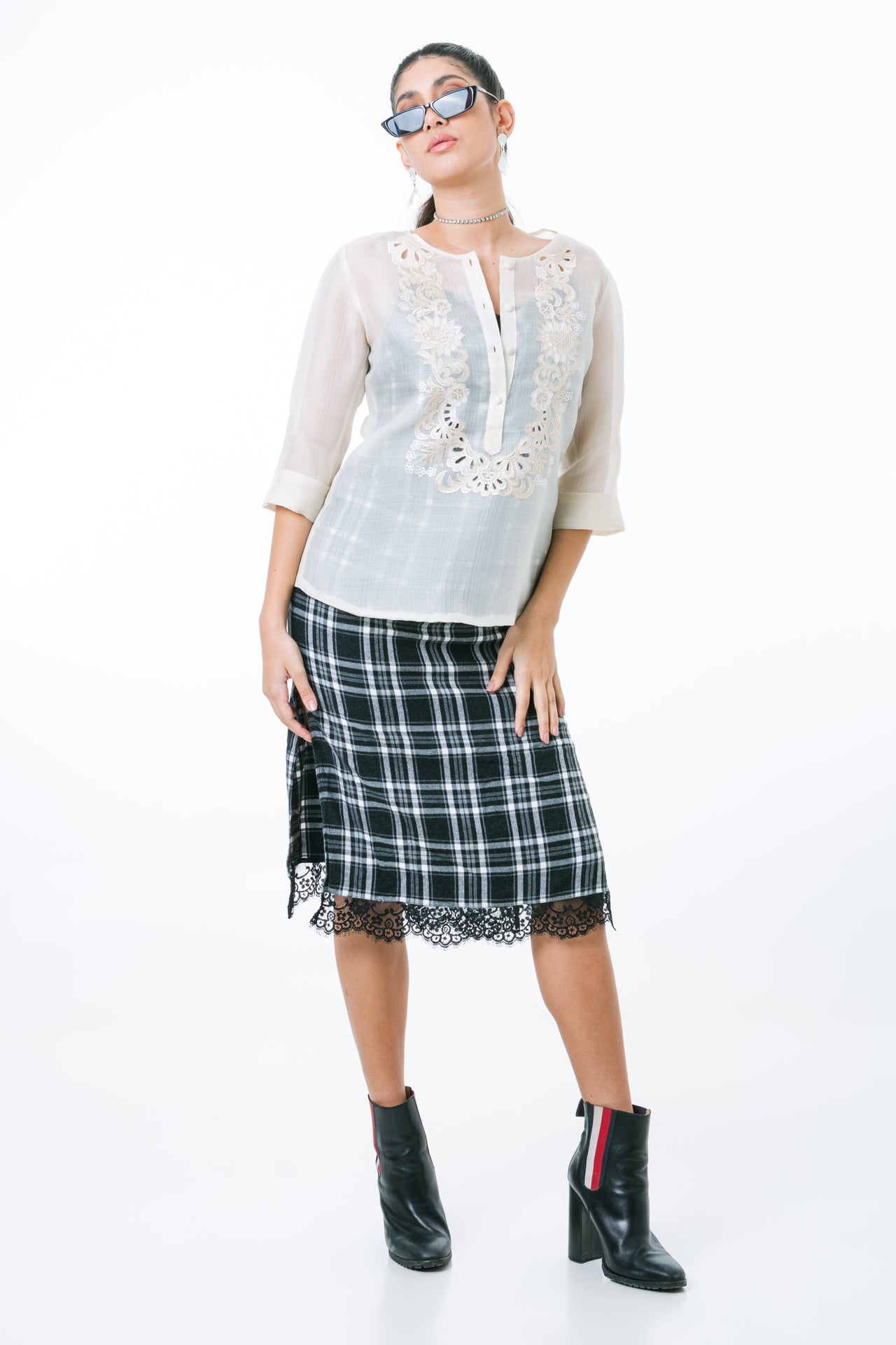 Elvira Lady Barong