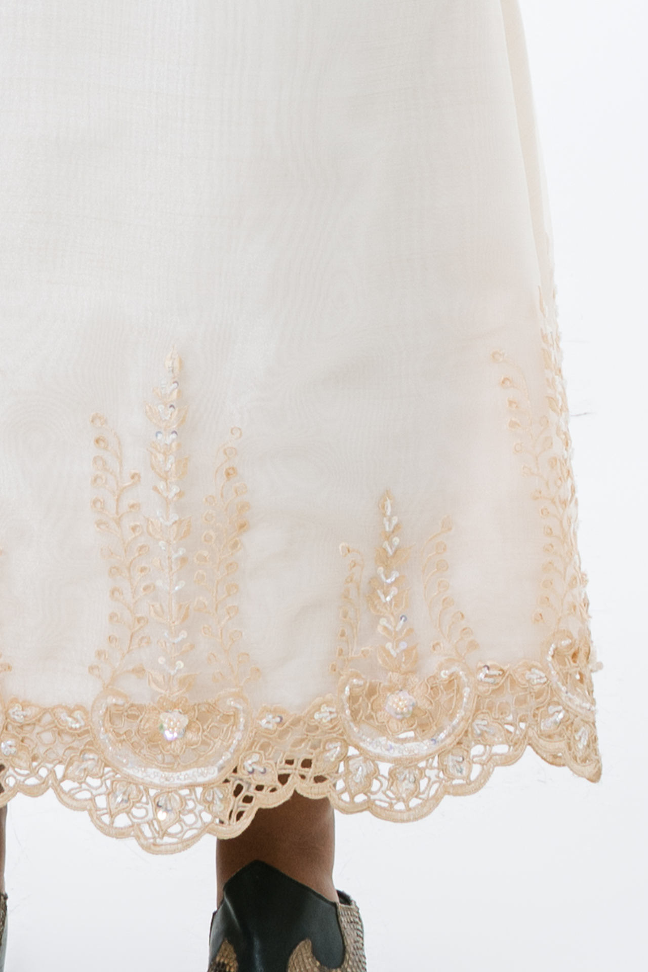 Revy Blouse & Skirt